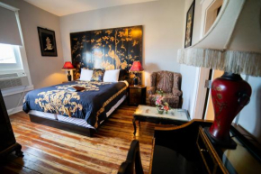 Hotel OakPak Inns - Enjoy all inclusive Snack Beverages Wine & Beer During the Stay